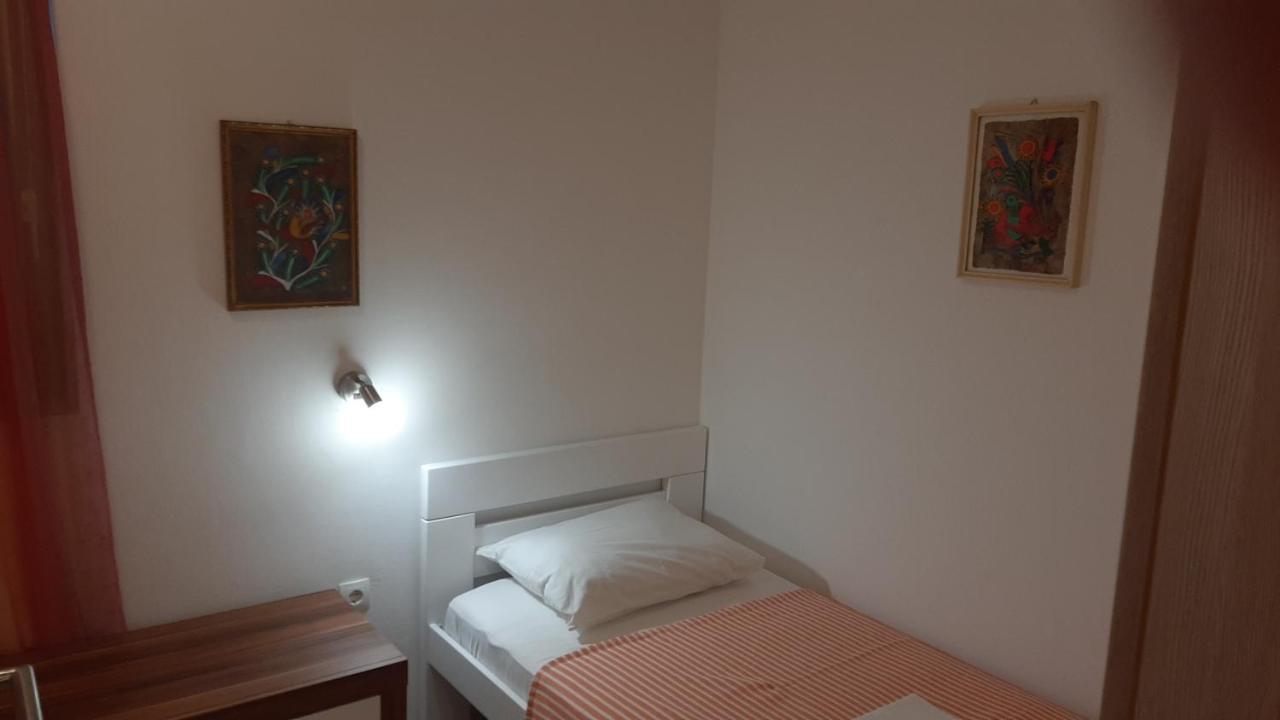 Apartmani Mw, Crveni Apartman Baška Zewnętrze zdjęcie