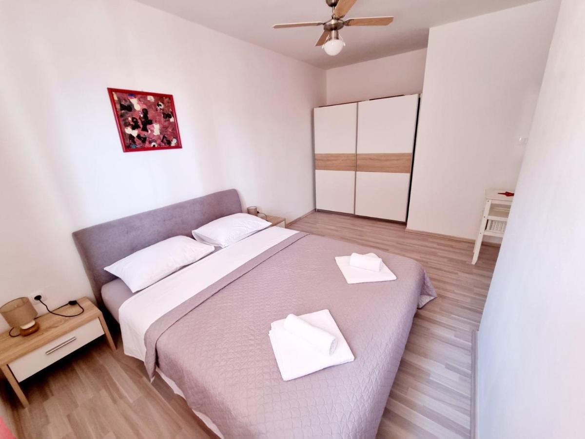Apartmani Mw, Crveni Apartman Baška Zewnętrze zdjęcie